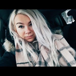 Meet your Posher, Amy